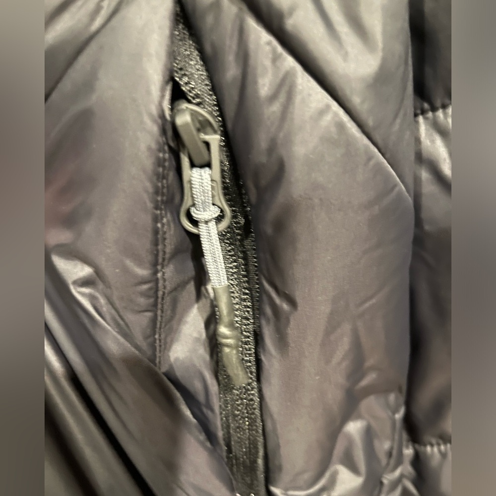 Under Armour UA Insulate Men’s Jacket | NCAA Championship logo - Picture 6 of 10